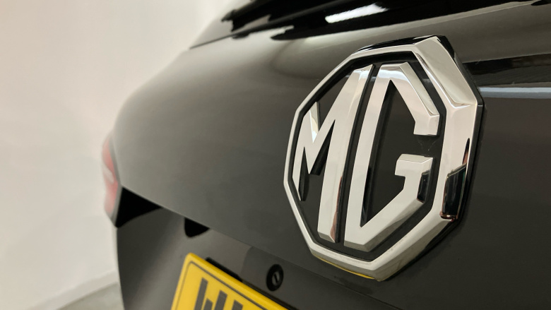 MG Hs 1.5 T-GDI PHEV Excite 5dr Auto Hatchback